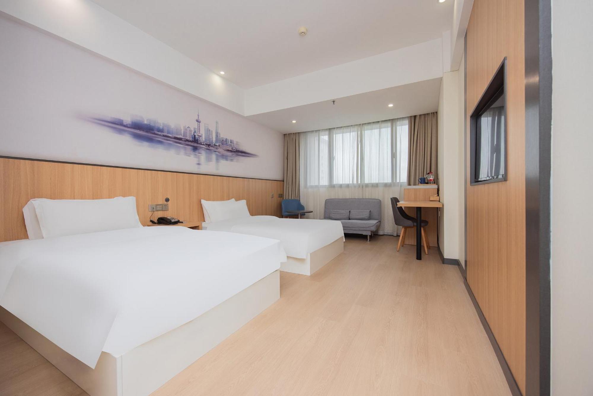 Starway Hotel At Pudong Shanghai Exterior photo