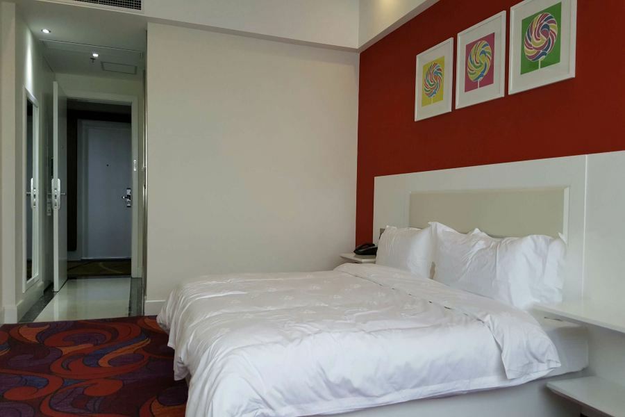 Starway Hotel At Pudong Shanghai Exterior photo